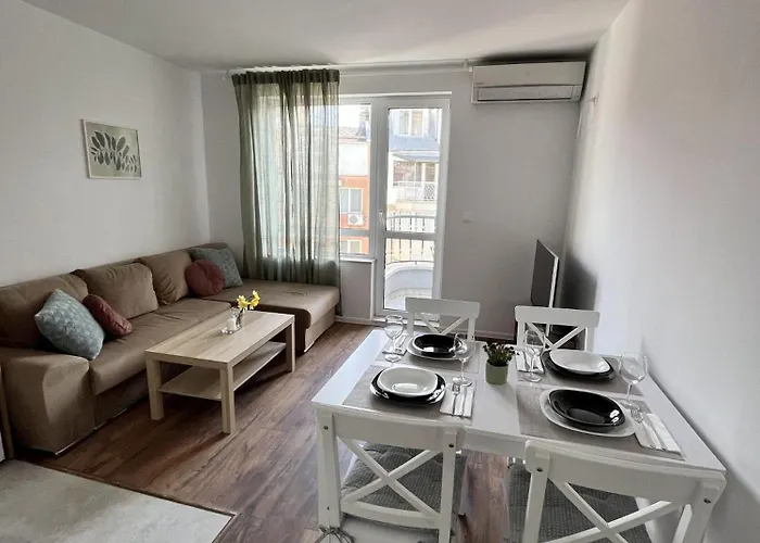Cosy, Fully Renovated 2bd Near The Cathedral * Βάρνα