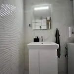 Apartman Cosy, Fully Renovated 2bd Near The Cathedral Várna