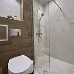 Apartman Cosy, Fully Renovated 2bd Near The Cathedral *
