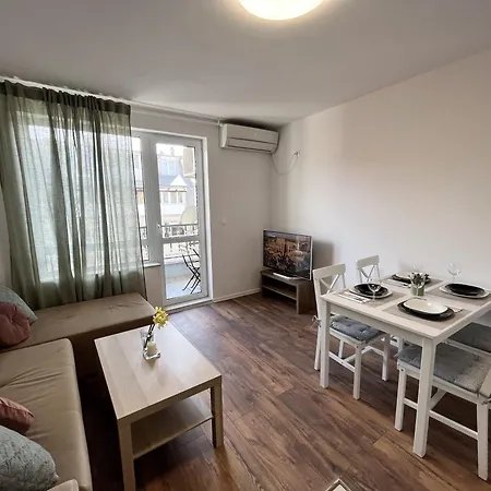Cosy, Fully Renovated 2bd Near The Cathedral * Várna