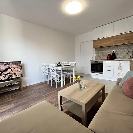 Апартамент Cosy, Fully Renovated 2bd Near The Cathedral