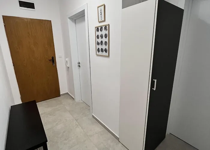 Cosy, Fully Renovated 2bd Near The Cathedral Warna