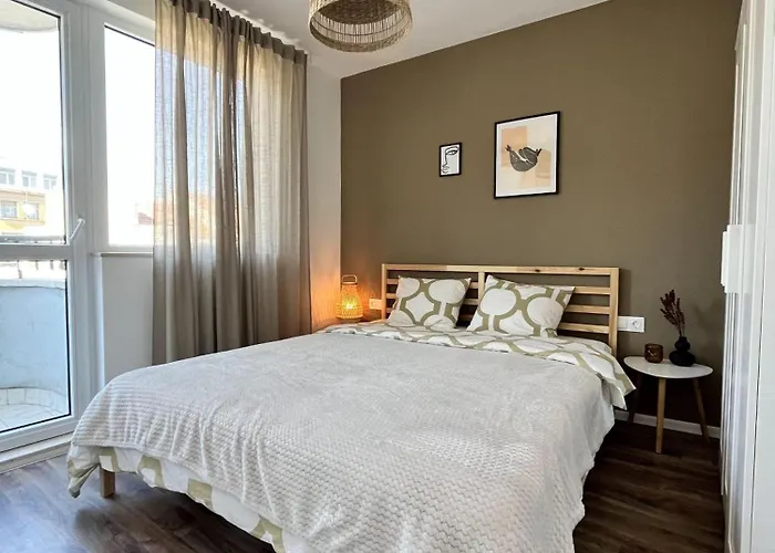 Apartament Cosy, Fully Renovated 2bd Near The Cathedral *